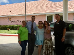 Temple Torat Emet staff sing in the Jewish New Year with #CarpoolKaraoke